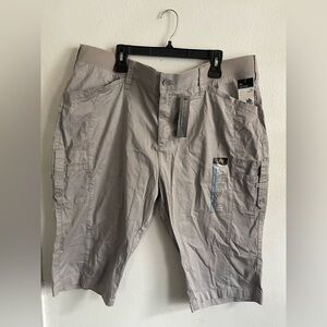 Lee Men's Tan Cargo Shorts